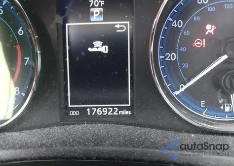 2017 Toyota Corolla Se Special Edition from USA, damaged, VIN 5YFBURHE4HP615637